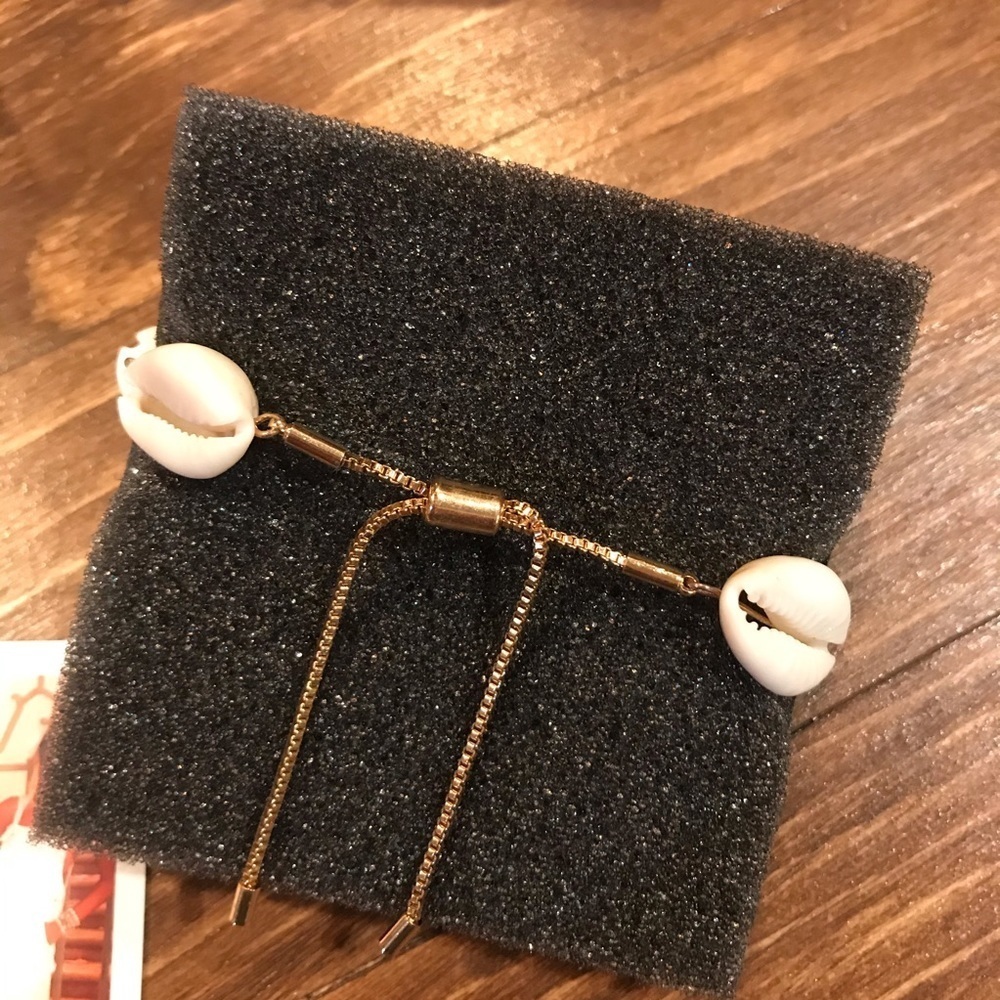 🐚 LOGANTAY Shell Yeah Bracelet - Picture 3 of 4